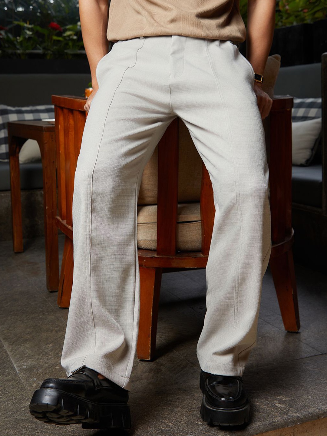 

Campus Sutra Men Comfort Trousers, Beige