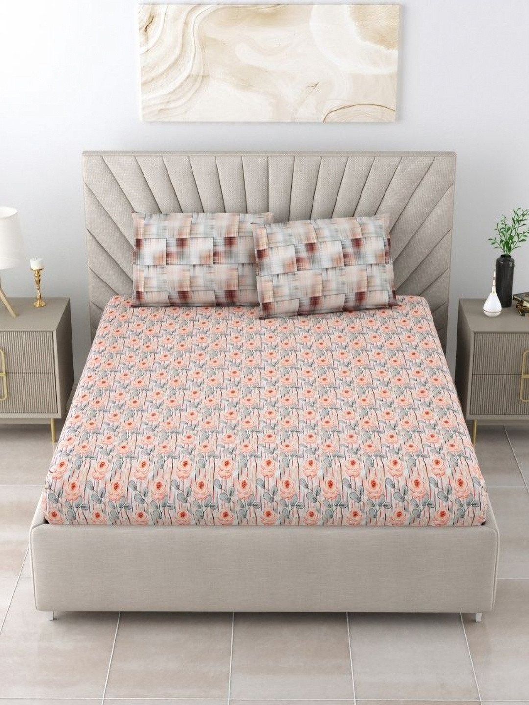 

Aura Peach-Coloured & Grey Floral 180 TC King Bedsheet with 2 Pillow Covers