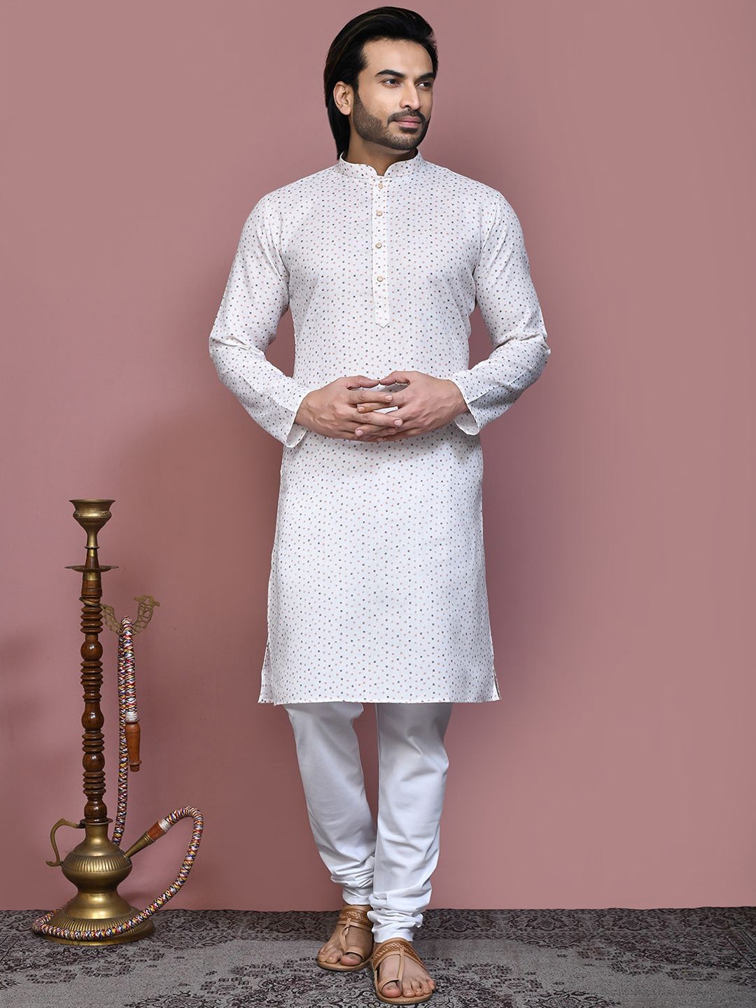 

RANAK Geometric Printed Mnadarian Collar Pure Cotton Straight Kurta, White