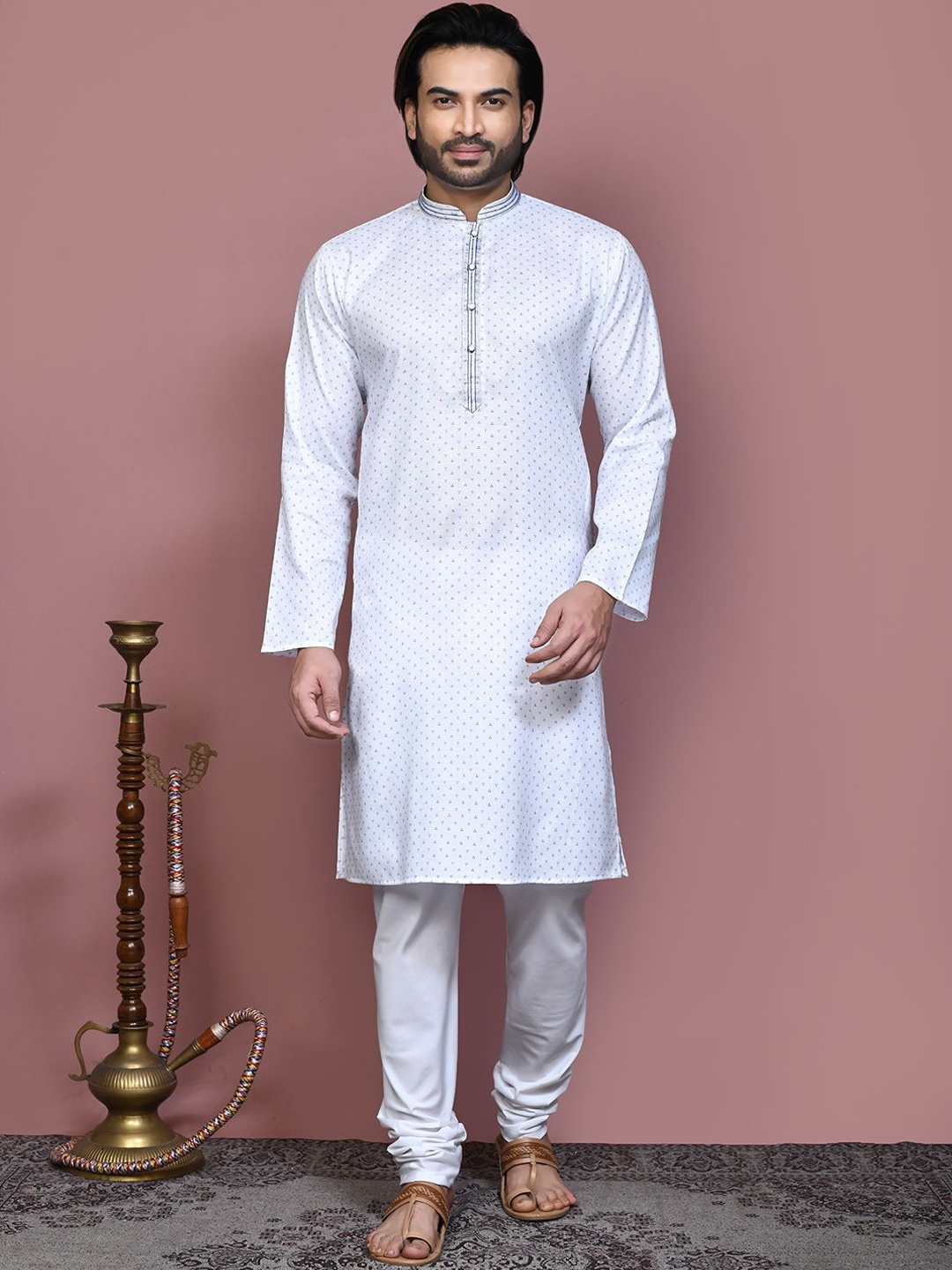 

RANAK Geometric Printed Mandarin Collar Pure Cotton Straight Kurta, White
