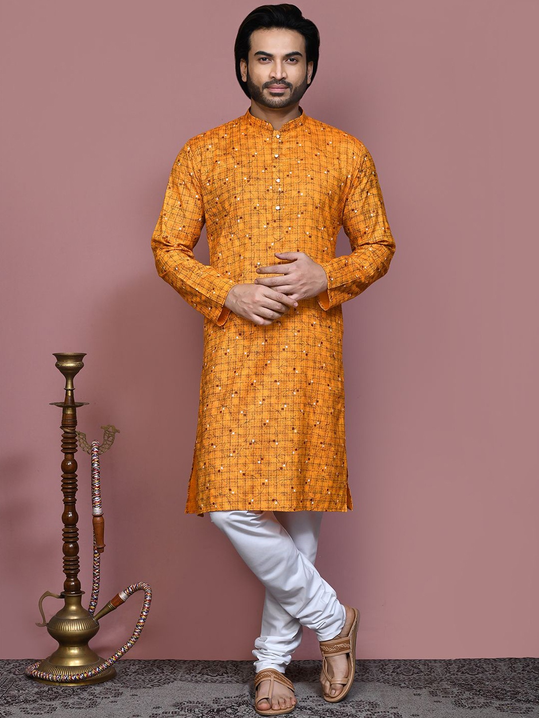 

RANAK Geometric Printed Mnadarian Collar Pure Cotton Straight Kurta, Mustard