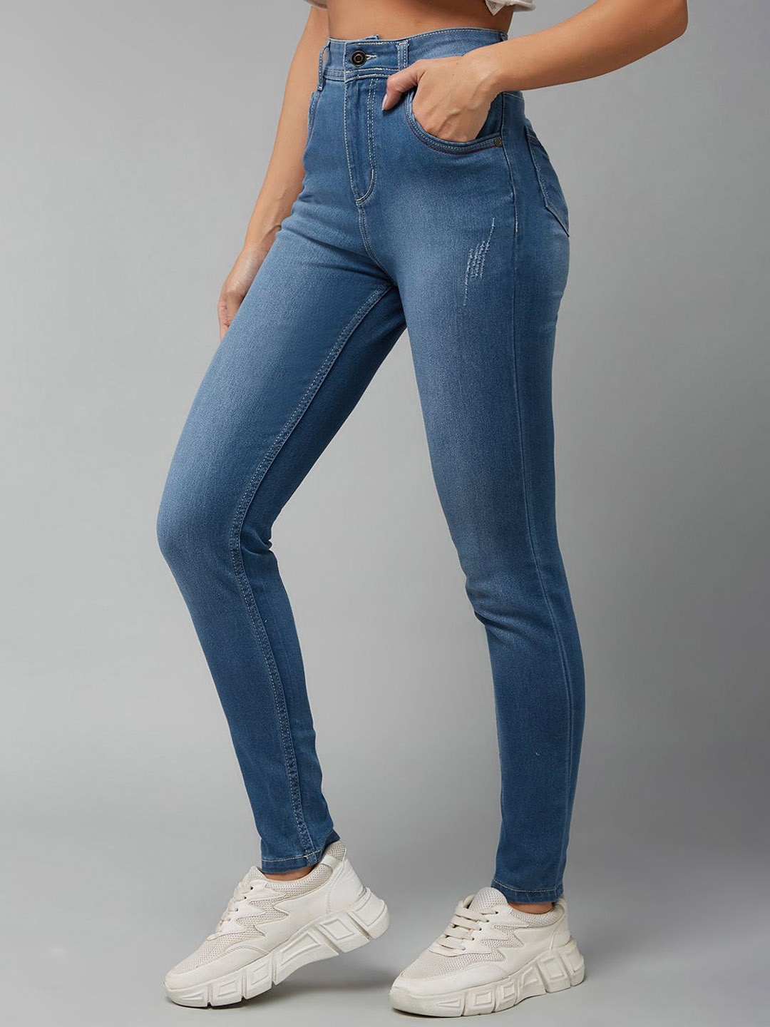 

DOLCE CRUDO Women Skinny Fit High-Rise Light Fade Stretchable Jeans, Blue