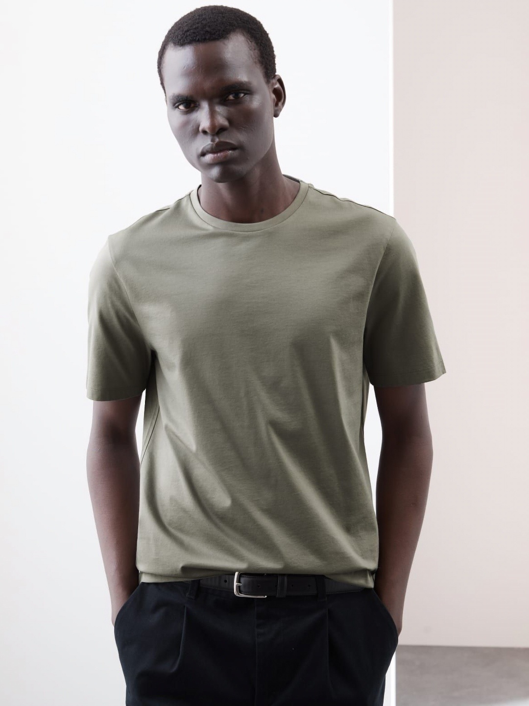

Marks & Spencer Men Solid Pure Cotton T-shirt, Olive