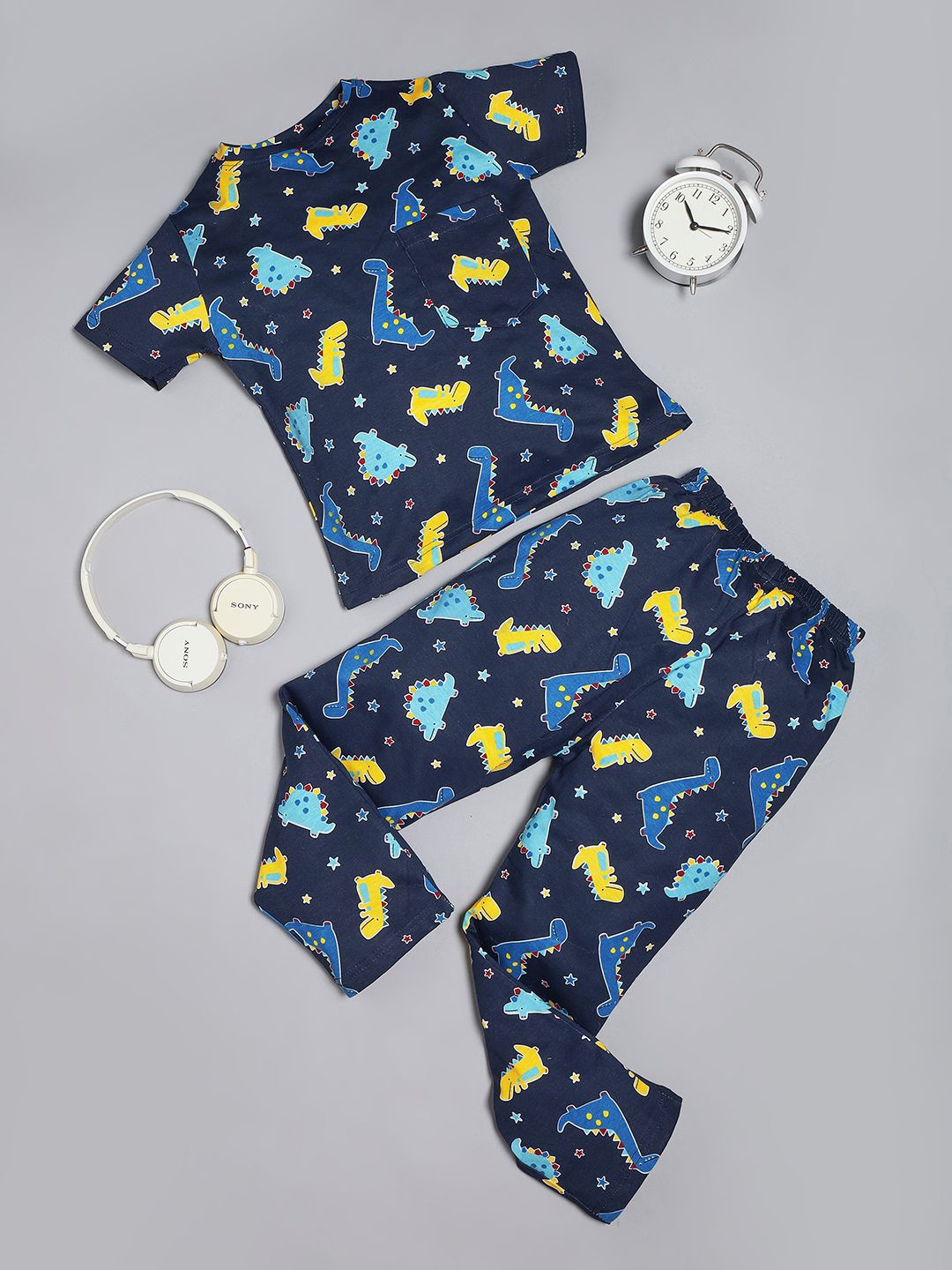 

RAINE AND JAINE Boys Printed Night suit, Navy blue
