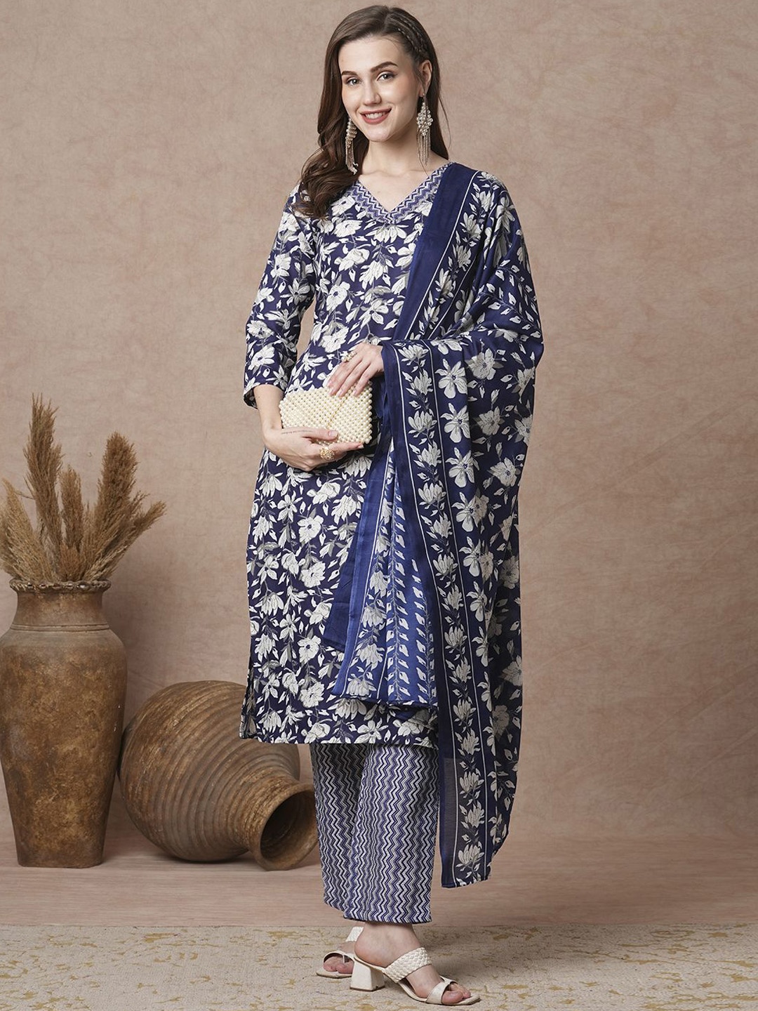 

FASHOR Women Ethnic Motifs Printed Regular Sequinned Pure Cotton Kurta with Trousers & With Dupatta, Blue