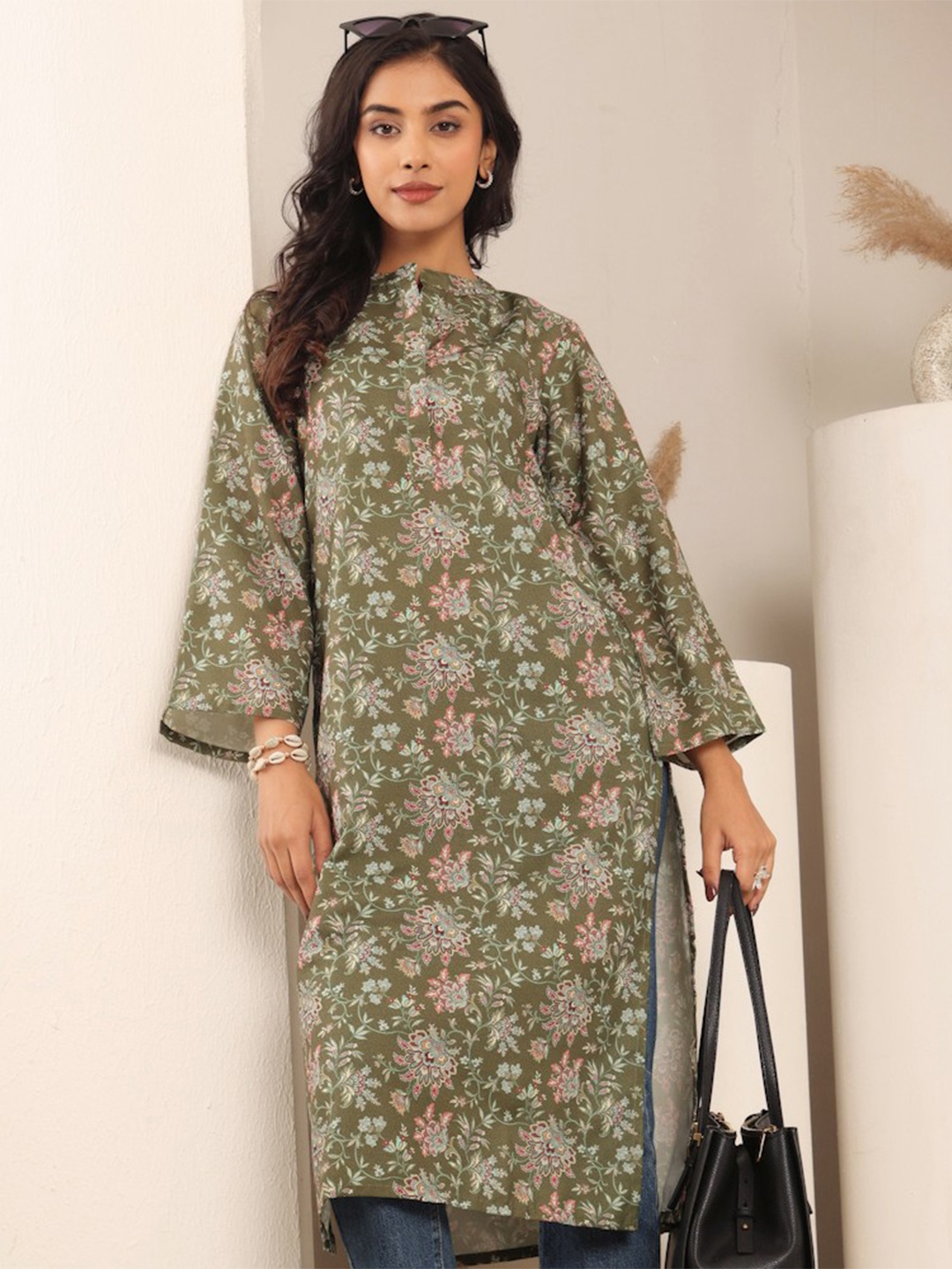 Varanga Floral Printed Mandarin Collar Straight Kurta, Olive