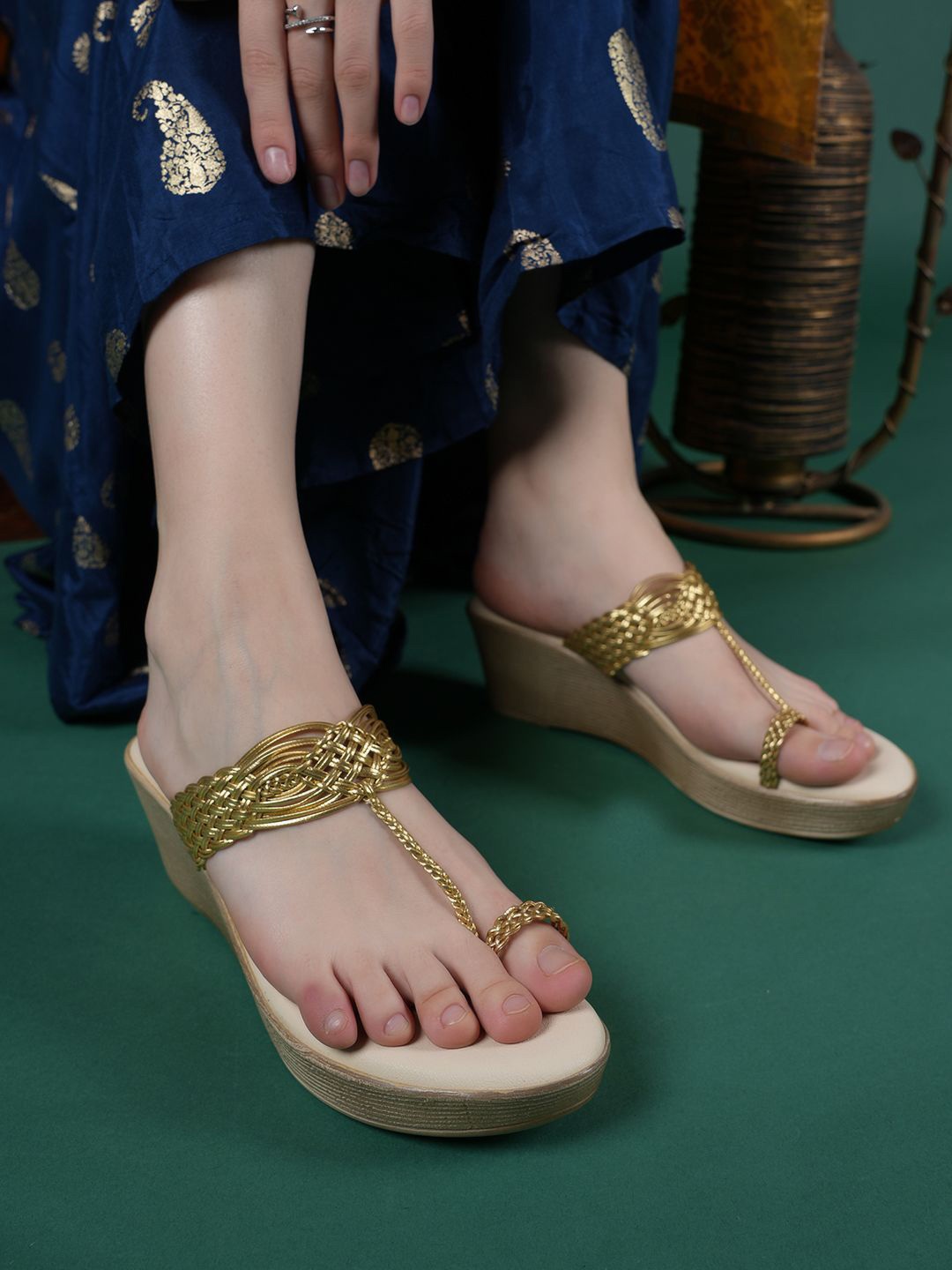 

Anouk Wedge Pumps with Tassels, Gold