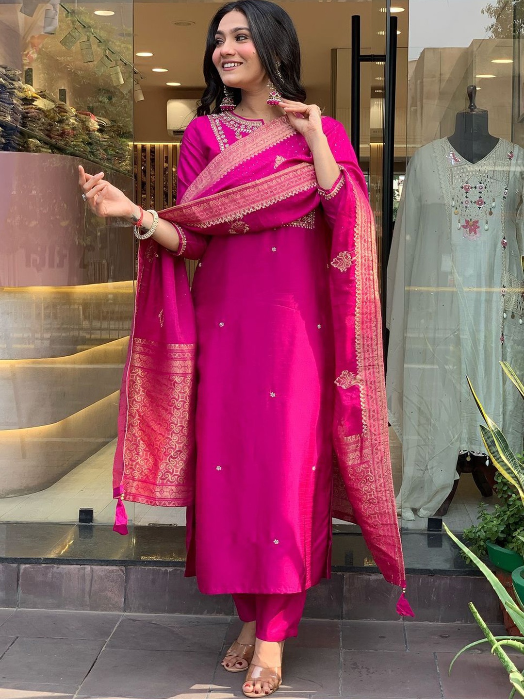 

Krimmple Floral Embroidered Notch-Neck Pure Cotton Straight Kurta With Trousers & Dupatta, Pink