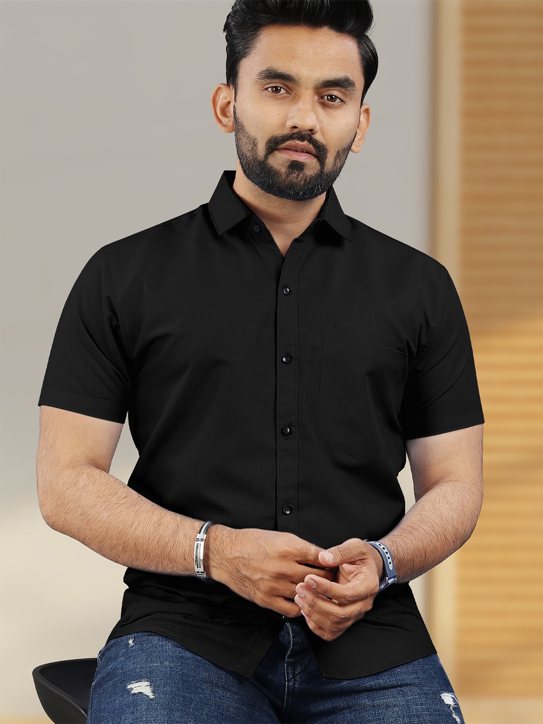 

VeBNoR Men Solid Spread Collar Casual Shirt, Black