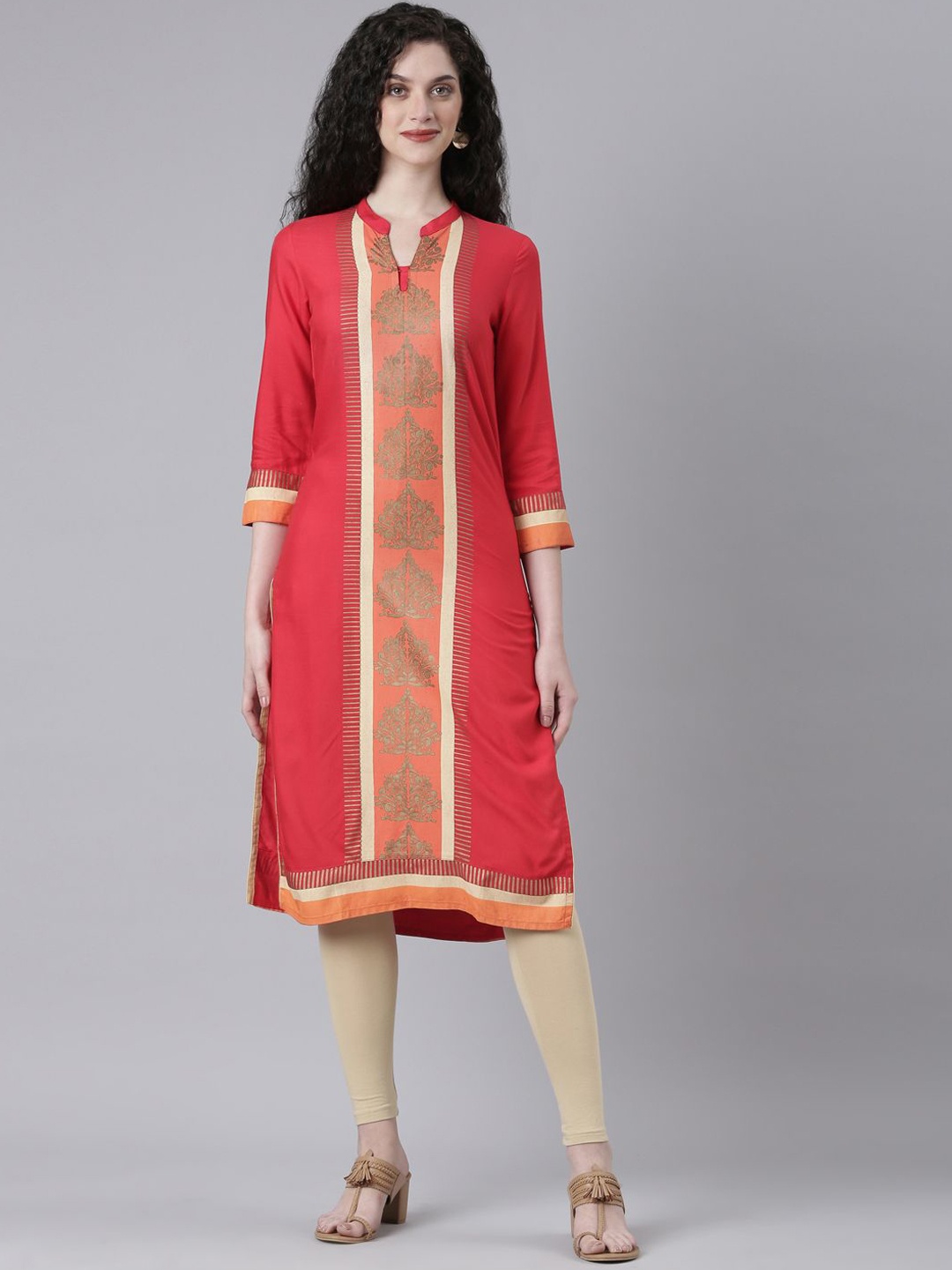 

Souchii Ethnic Motifs Printed Notch Neck Straight Kurta, Red