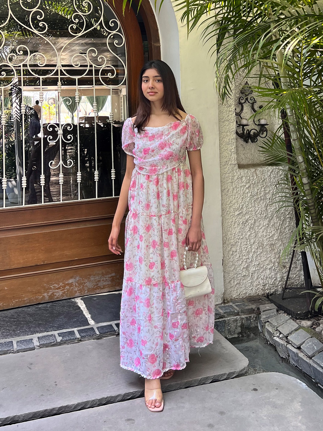 

Stylecast X Hersheinbox Floral Print Puff Sleeve Maxi Dress, White