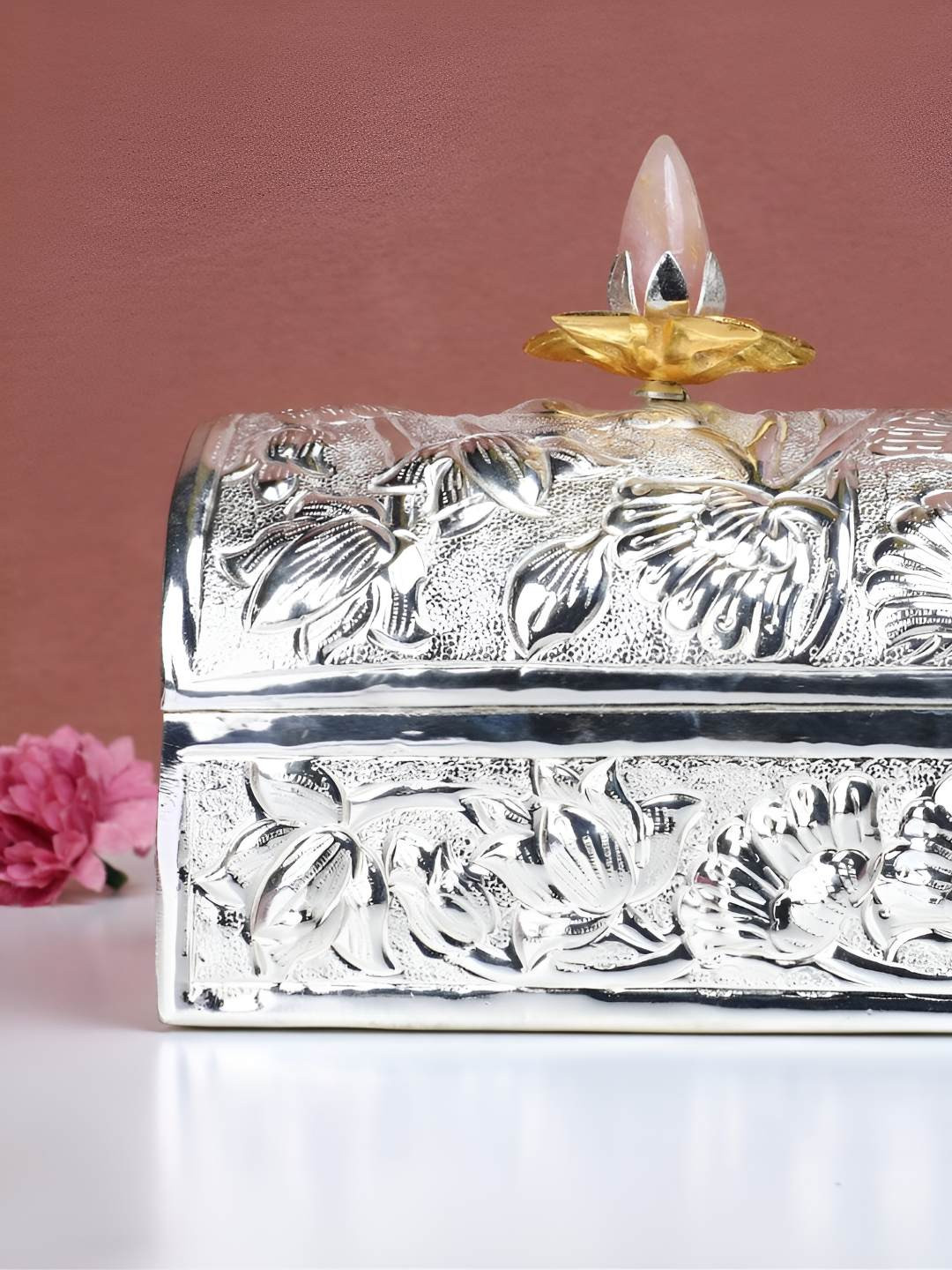 

THE HOME CO. Silver-Toned & Gold-Toned Floral Design Brass Treasure Container
