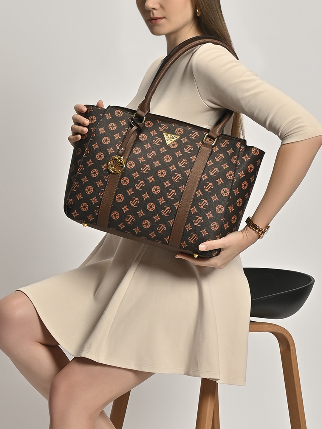 

LAVIE Signature Women Shelton Tote Handbag, Brown