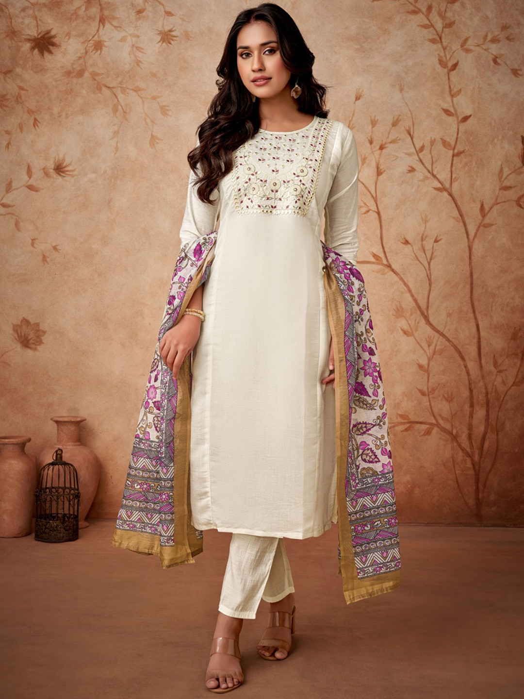 

Siya Fashion Women Embroidered Regular Kurta with Trousers & With Dupatta, White
