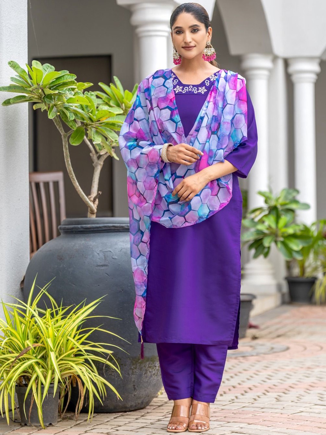 

Siya Fashion Women Floral Yoke Design Regular Kurta with Trousers & With Dupatta, Purple