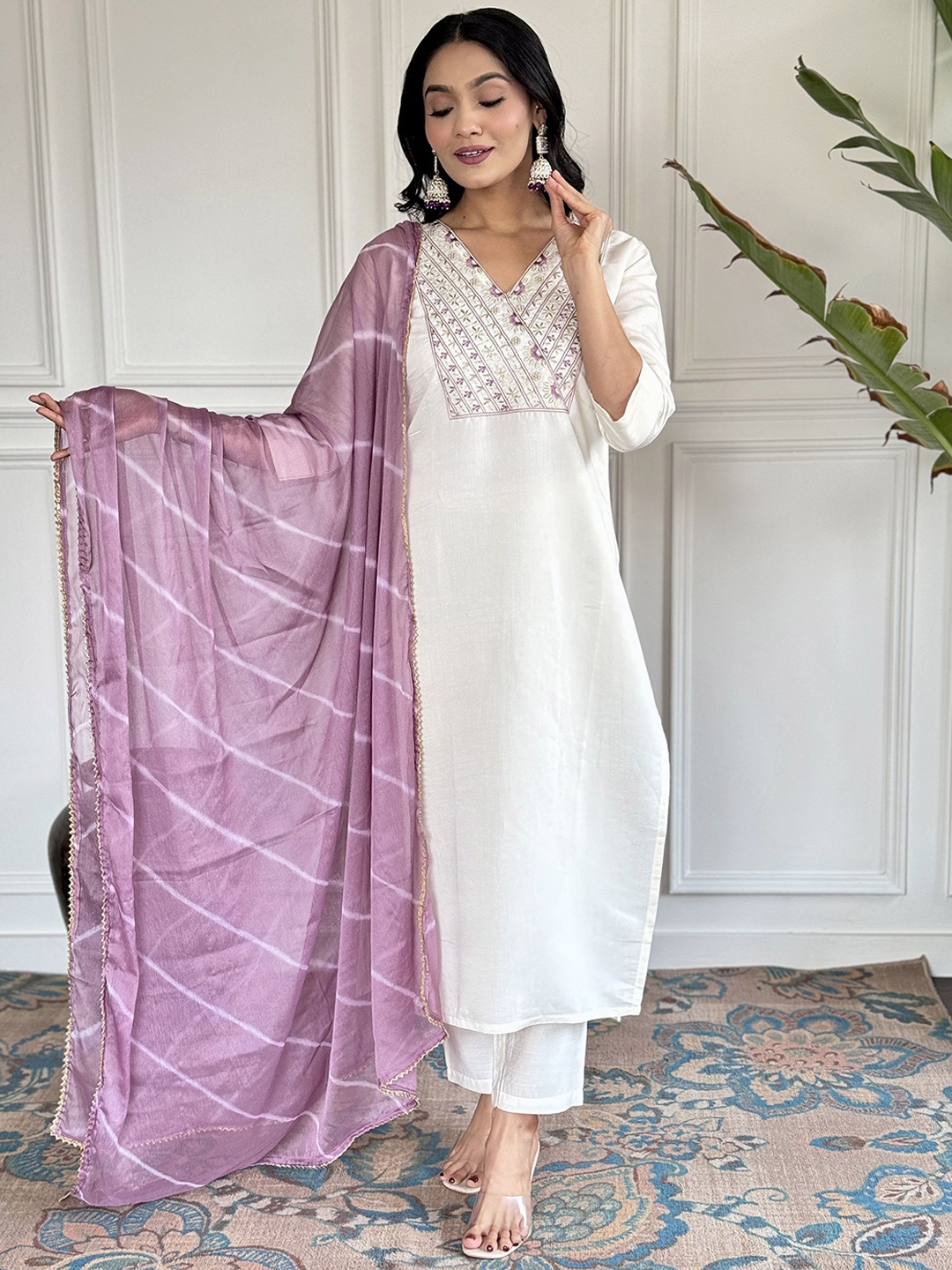 

Siya Fashion Thread Work V-Neck Straight Kurta With Trousers And Dupatta, White