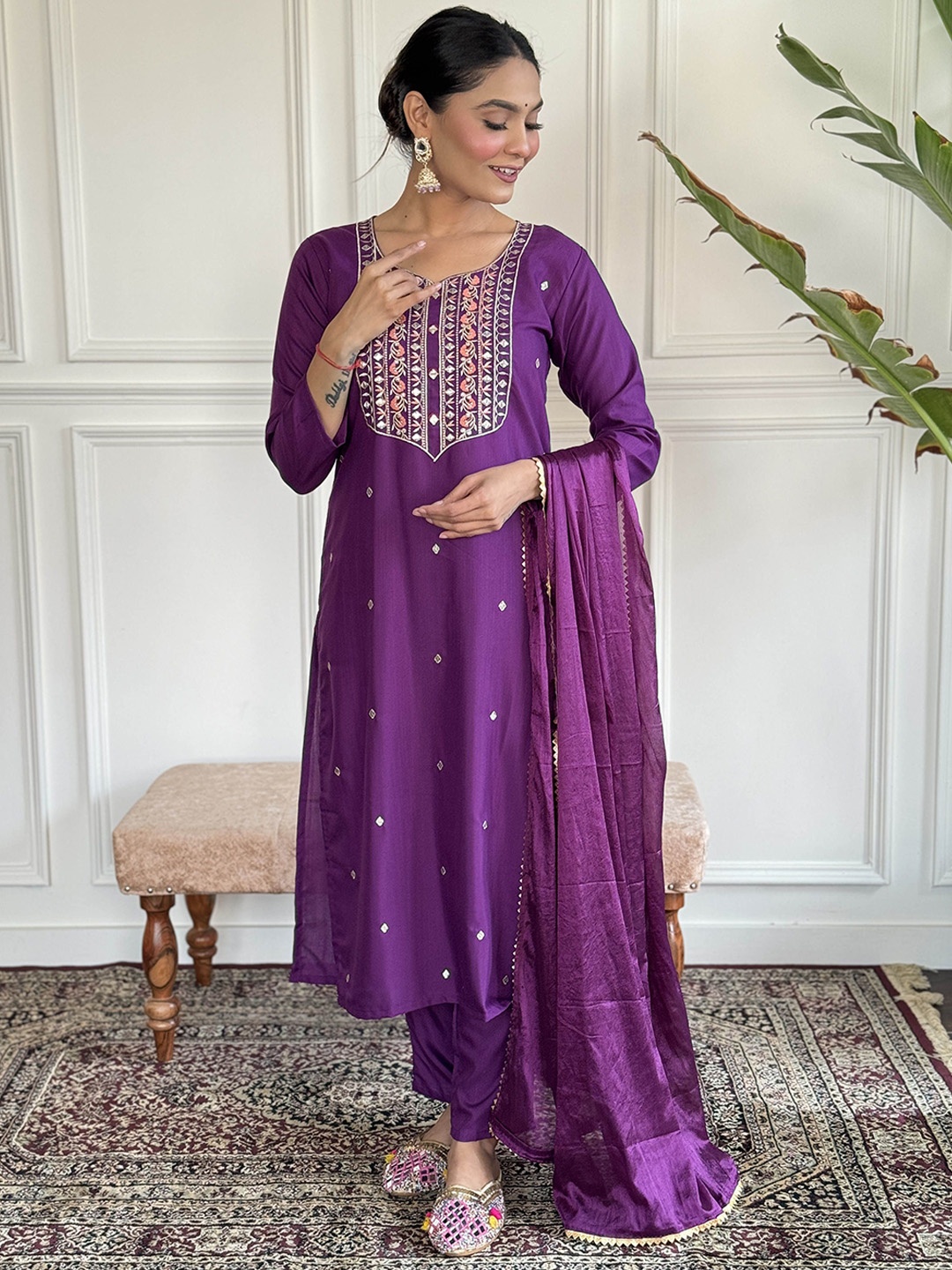 

Siya Fashion Floral Thread Work Sweetheart Neck A-Line Kurta with Trousers And Dupatta, Purple