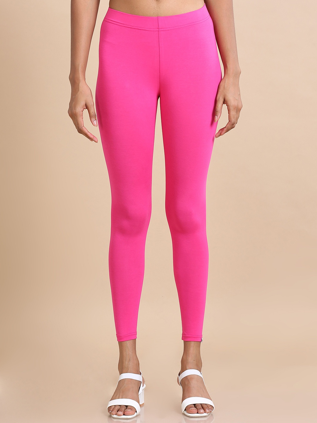 

Mid-Rise Ankle-Length Leggings, Pink