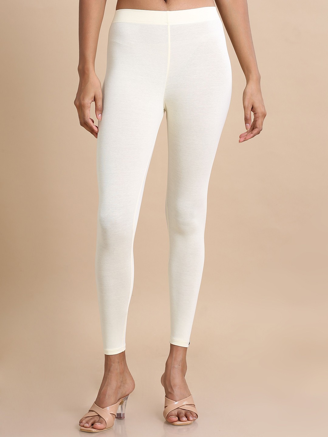 

Hassu's Mid-Rise Ankle-Length Leggings, White