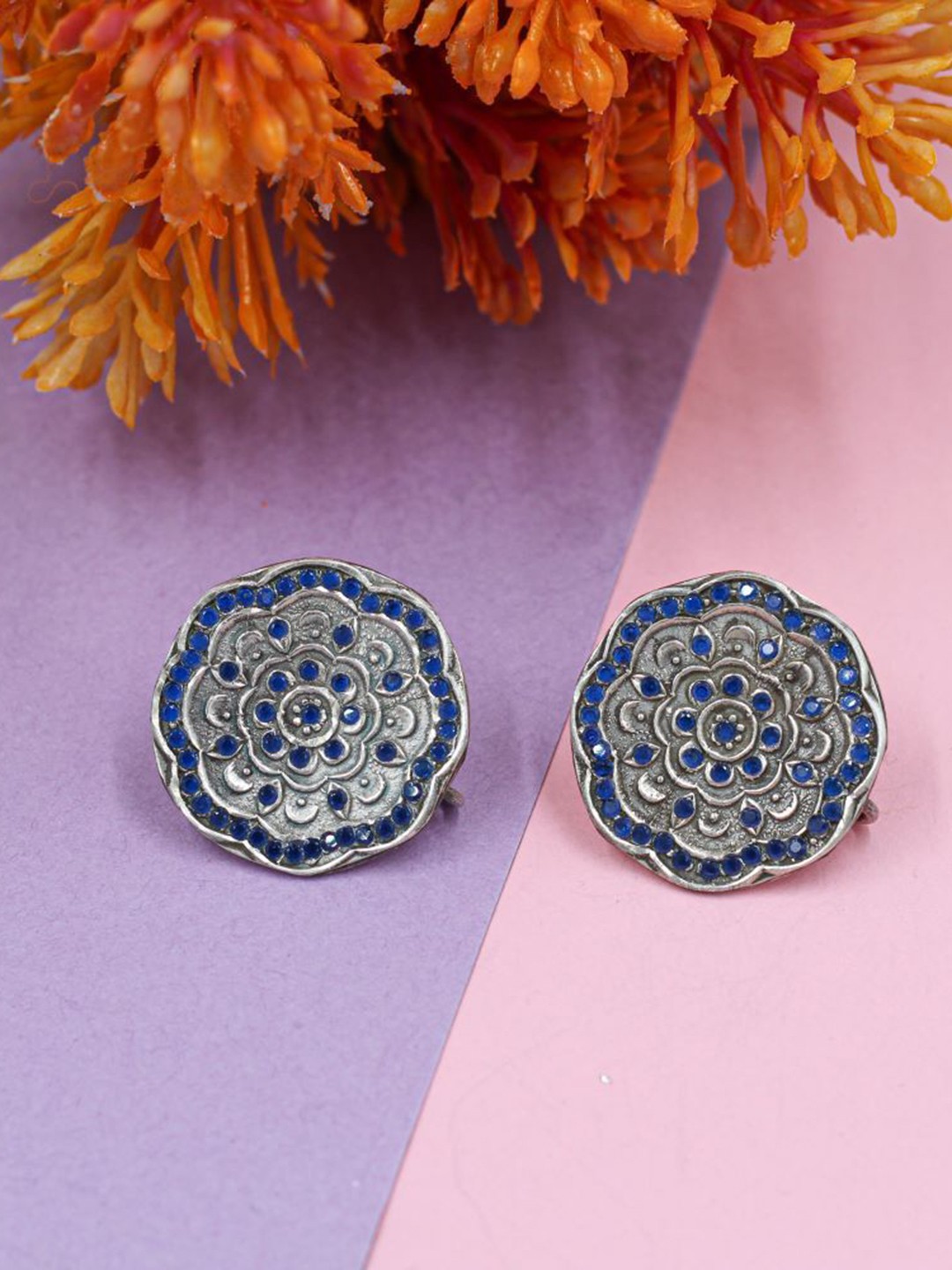 

SANGEETA BOOCHRA Silver-Plated Artificial Stones Studded Floral Studs