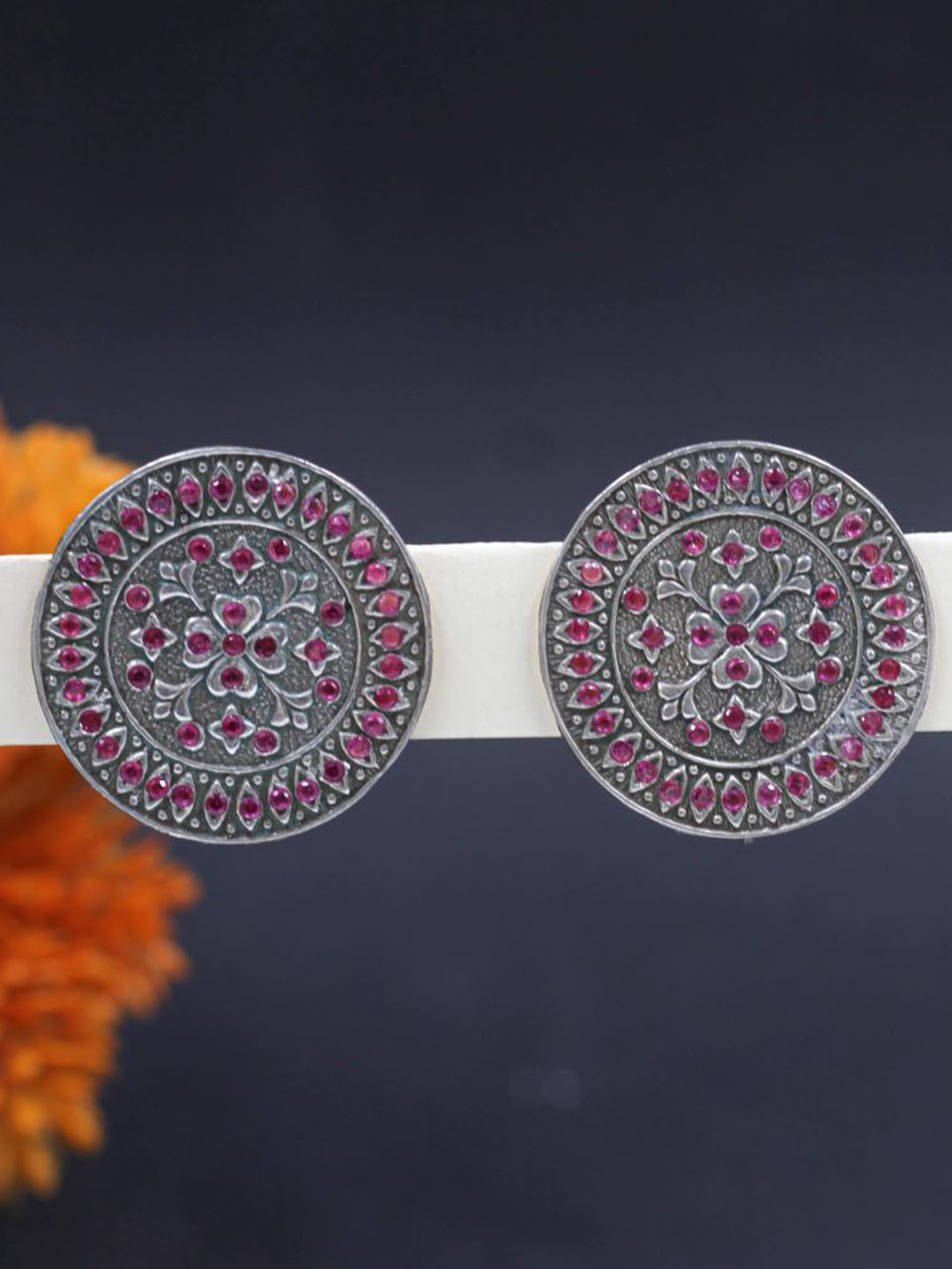 

SANGEETA BOOCHRA Silver-Plated Artificial Stones Studded Circular Studs