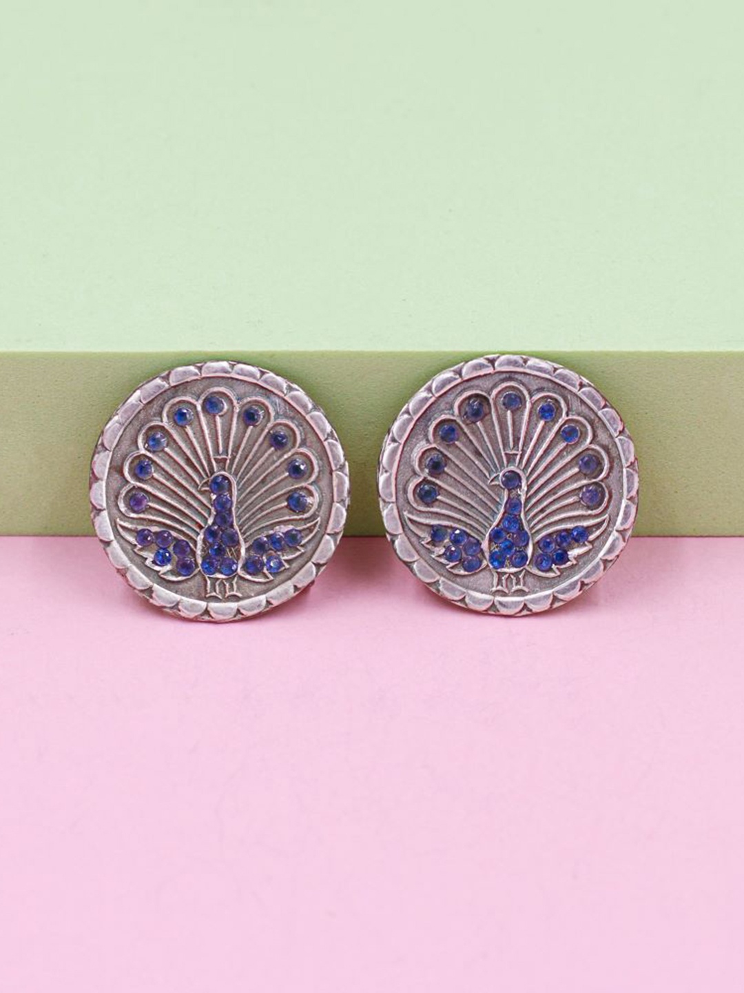 

SANGEETA BOOCHRA Silver-Plated Artificial Stones Studded Circular Studs