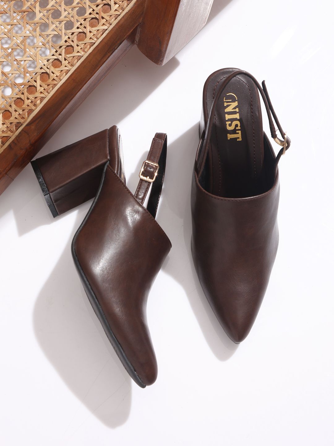 

GNIST Women Pointed Toe Block Heel Mules, Brown