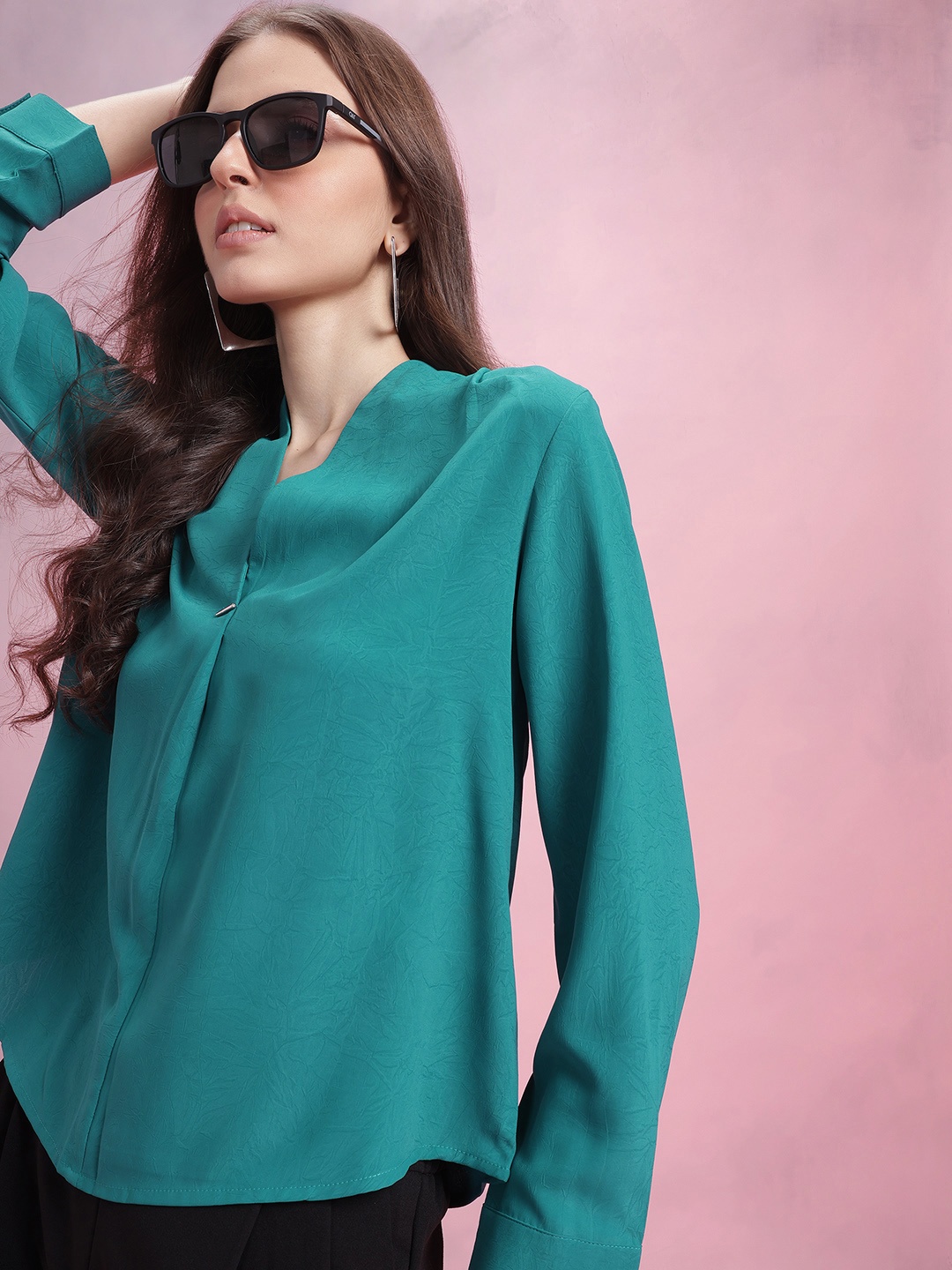 

DressBerry Solid Top with Pleated Detail, Green