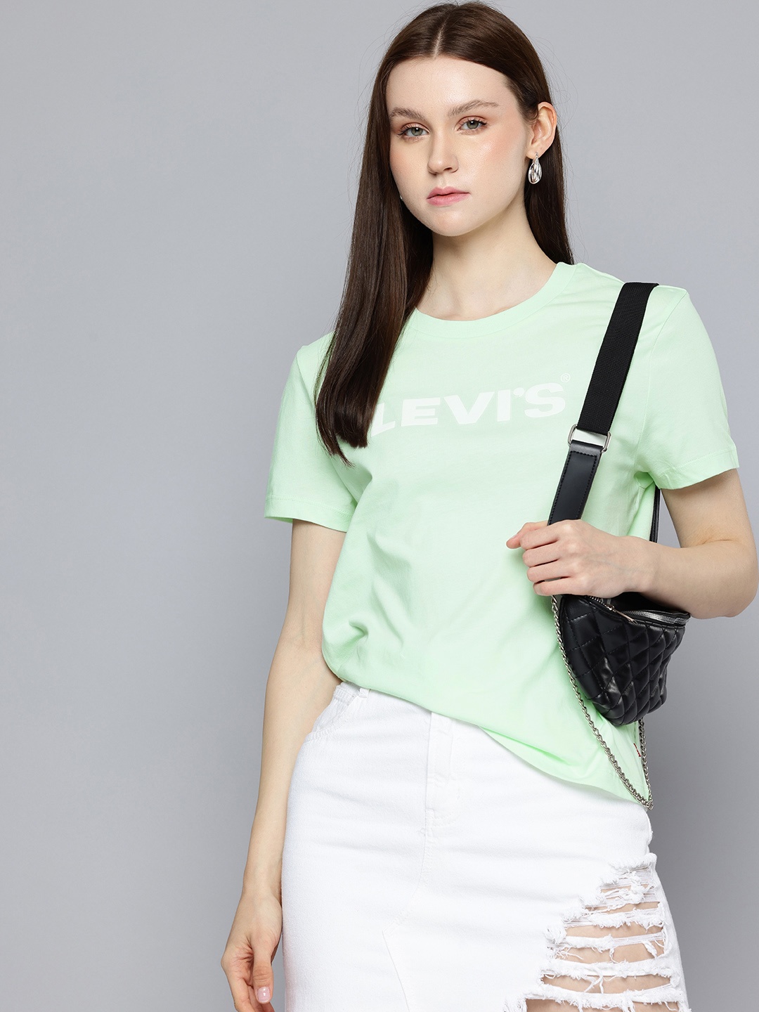 

Levis Pure Cotton Brand Logo Printed T-shirt, Green