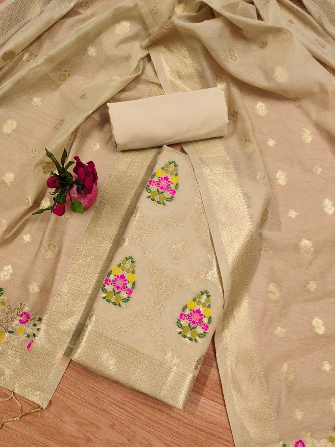 

JATRIQQ Floral Woven Design Banarasi Silk Unstitched Dress Material, Cream