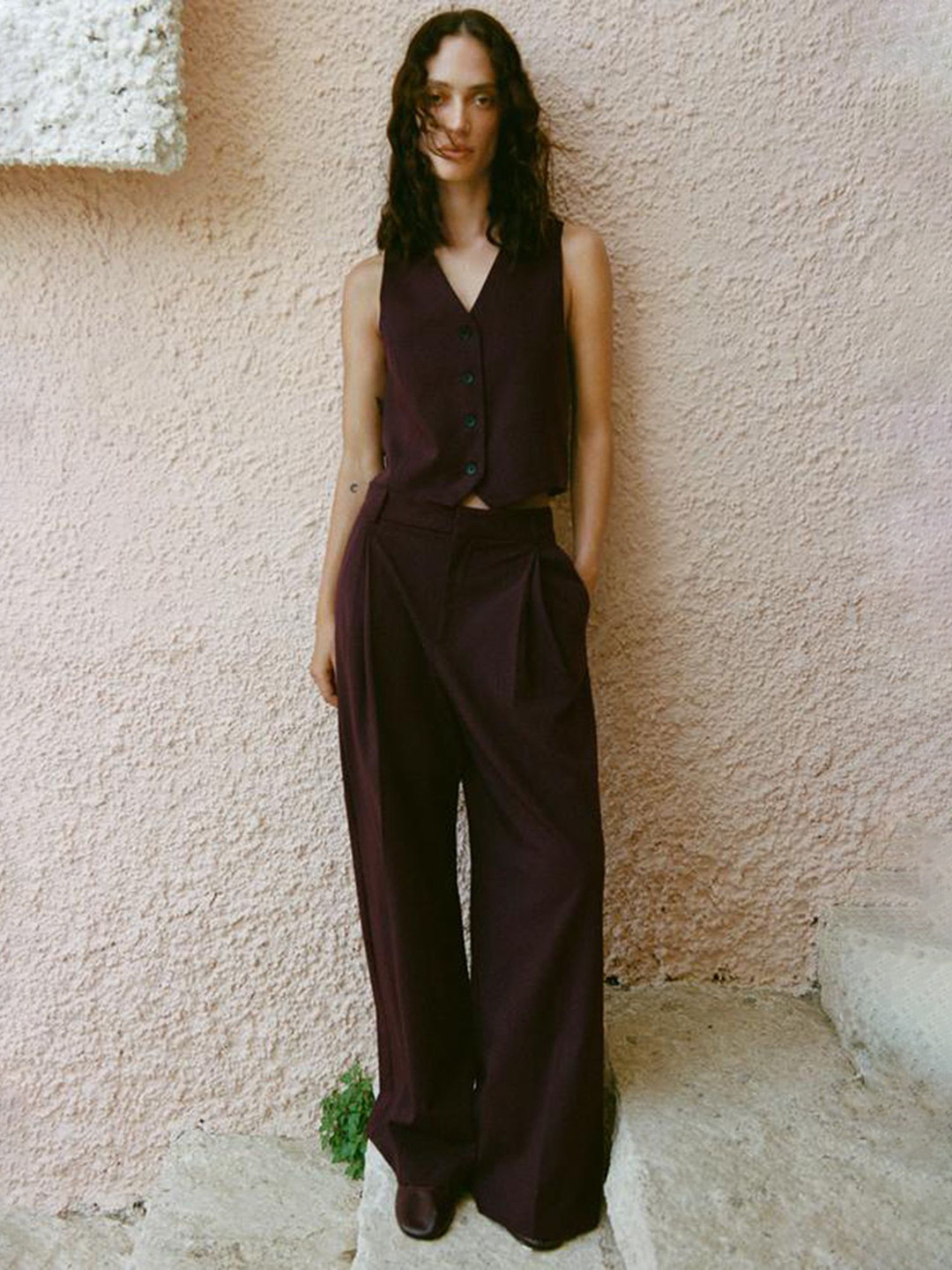 

LULU & SKY Women Loose Fit Trousers, Maroon