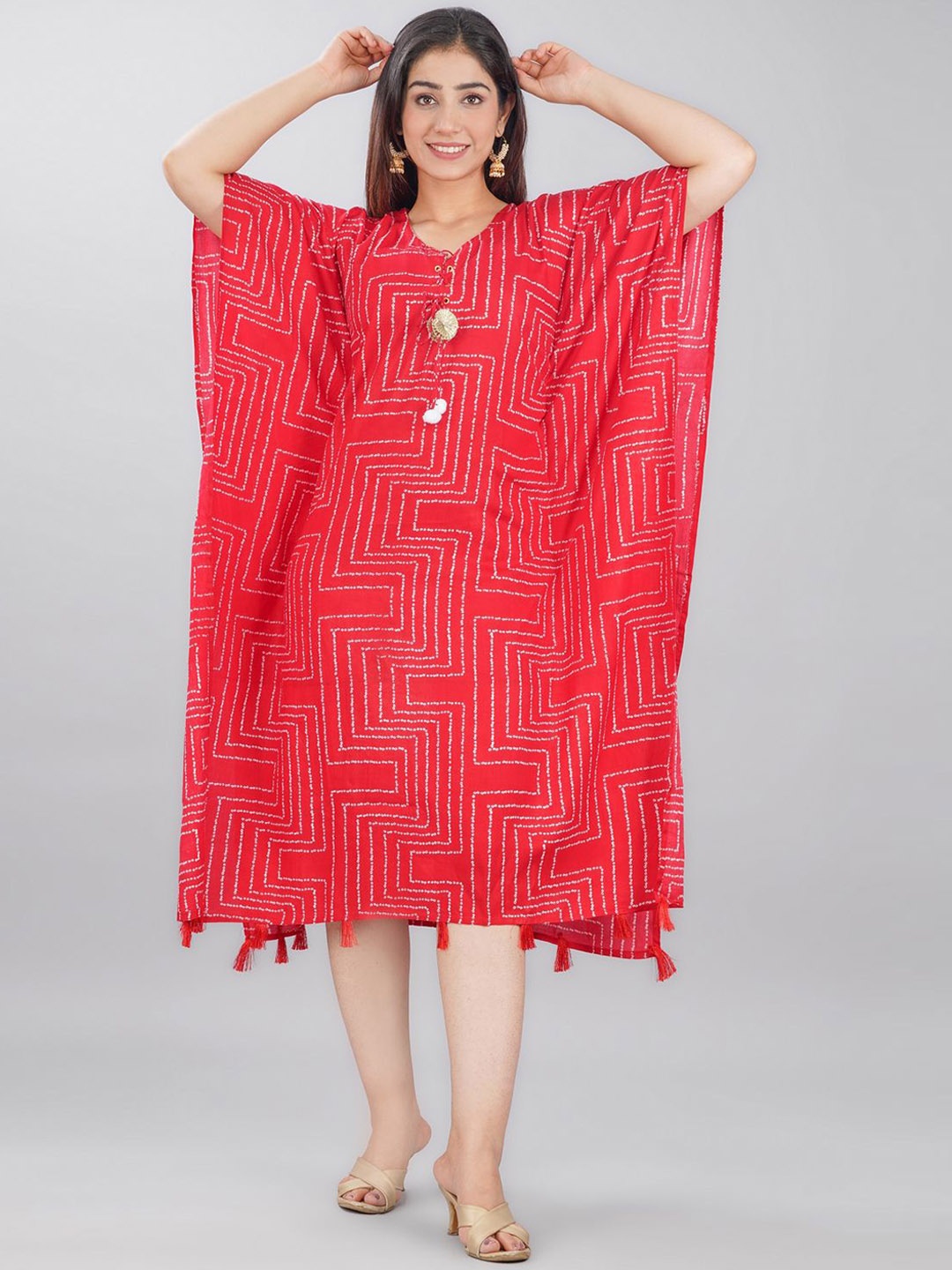 

MF Hayat Geometric Printed Key Hole Neck Kimono Sleeves Kaftan Kurta, Red