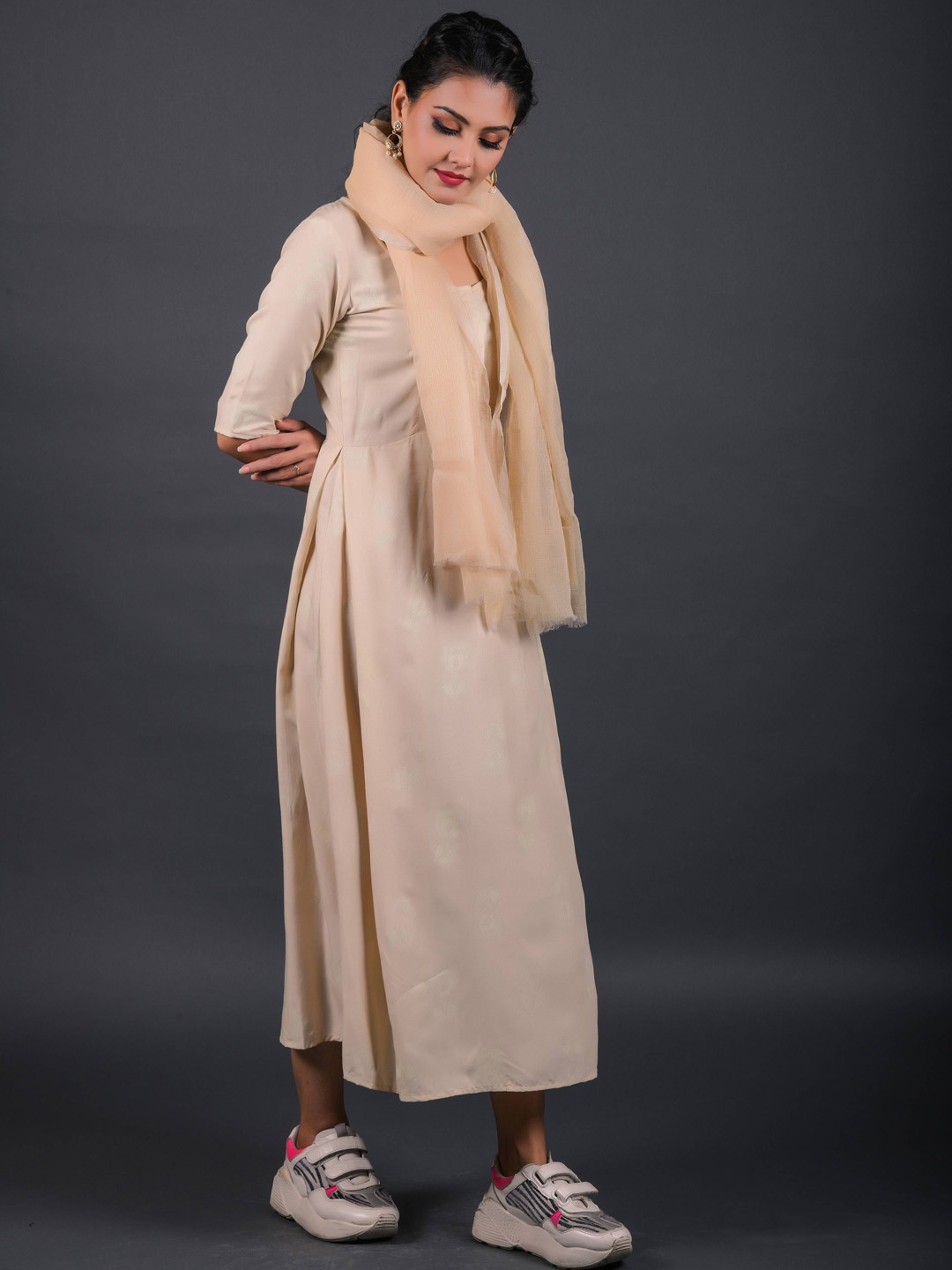 

Anastay Clothing Empire Ethnic Dress With Stole, Beige