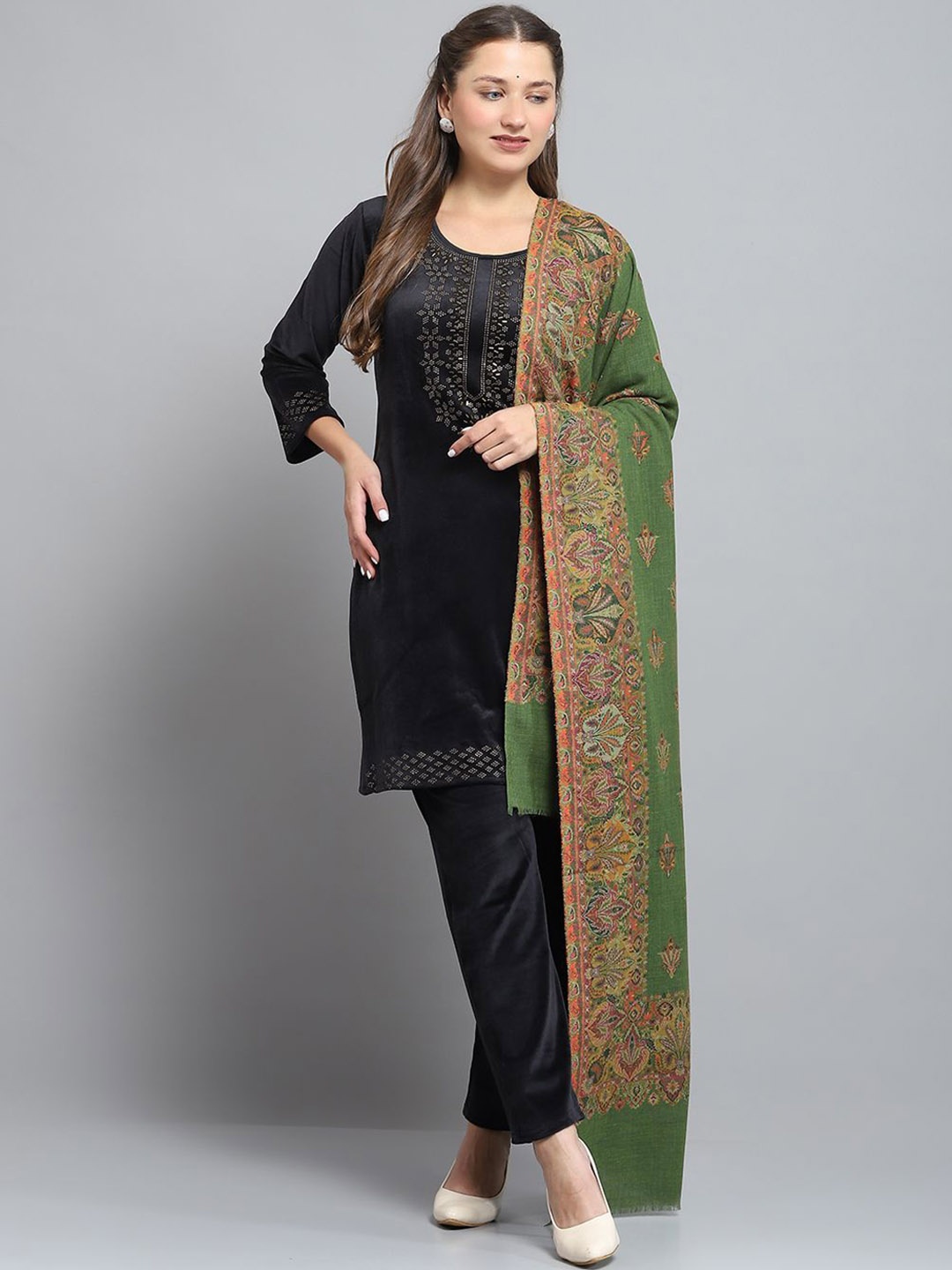 

Monte Carlo Floral Woven Design Shawl, Green