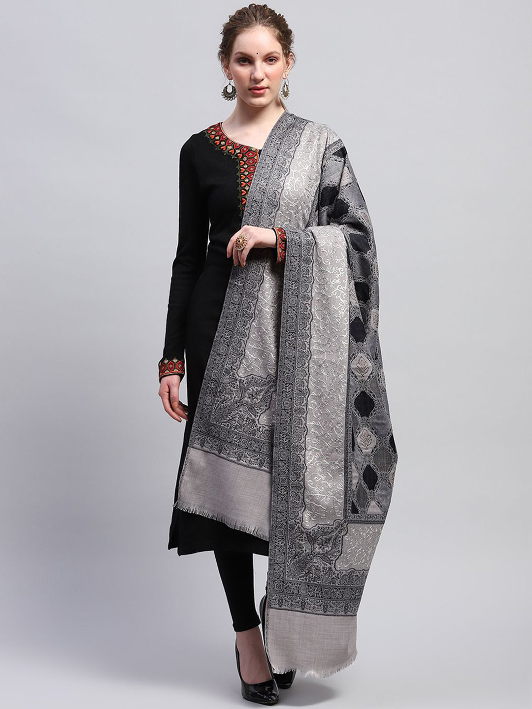 

Monte Carlo Women Woven Design Shawl, Grey