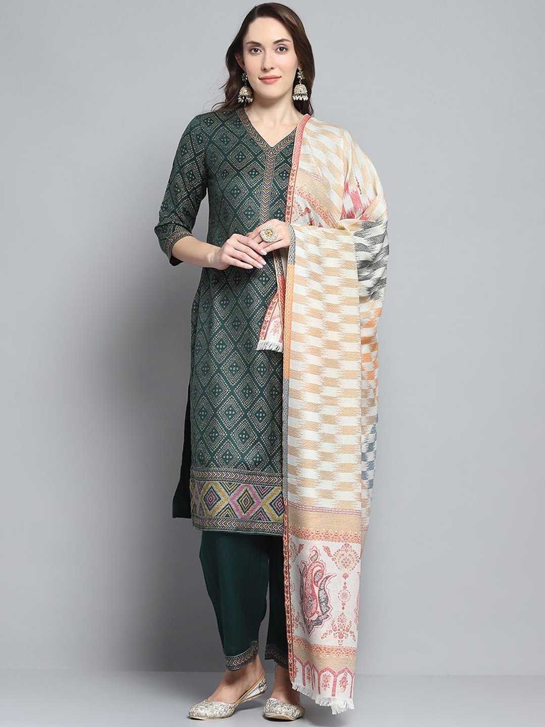 

Monte Carlo Paisley Woven Design Woolen Shawl, White