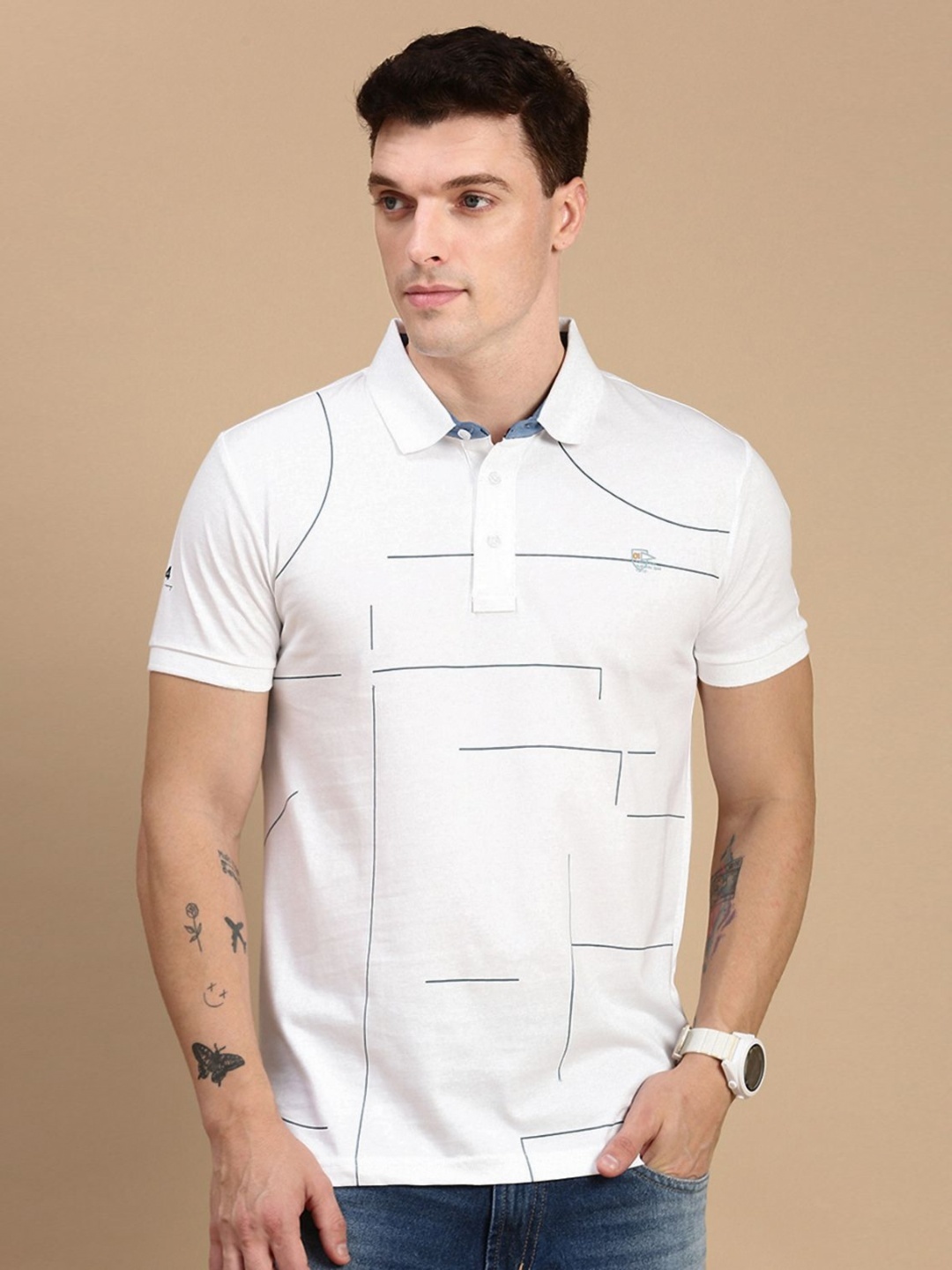 

Classic Polo Men Abstract Printed Polo Collar Cotton Slim Fit T-shirt, White