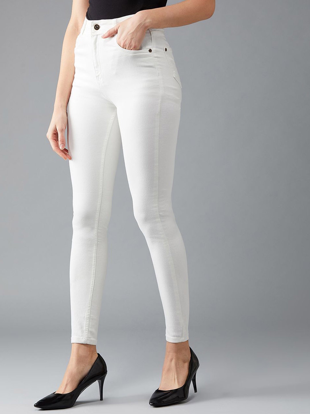 

DOLCE CRUDO Women Skinny Fit High-Rise Light Fade Stretchable Jeans, White