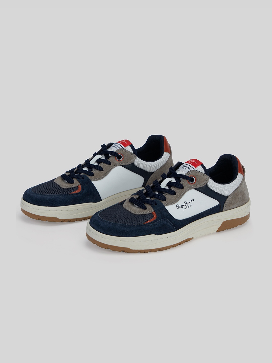 

Pepe Jeans Men Colourblocked PU Sneakers, Navy blue