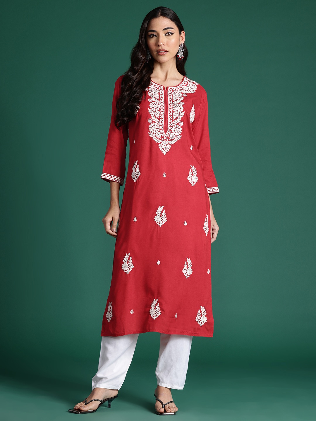 

Indo Era Ethnic Motifs Embroidered Thread Work Kurta, Red