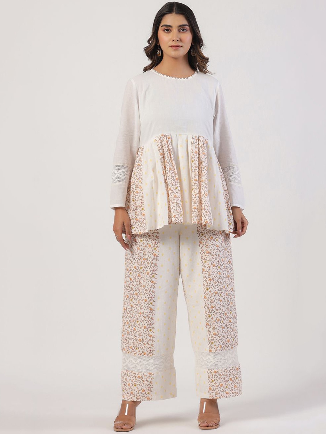 

STIL O STITCH Printed Round Neck Pure Cotton Tunic With Palazzo, White