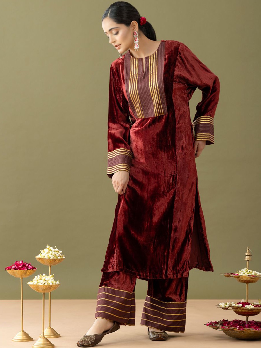 

HANDIKART Embroidered Notch Neck Gotta Patti Velvet Straight Kurta With Palazzo, Brown