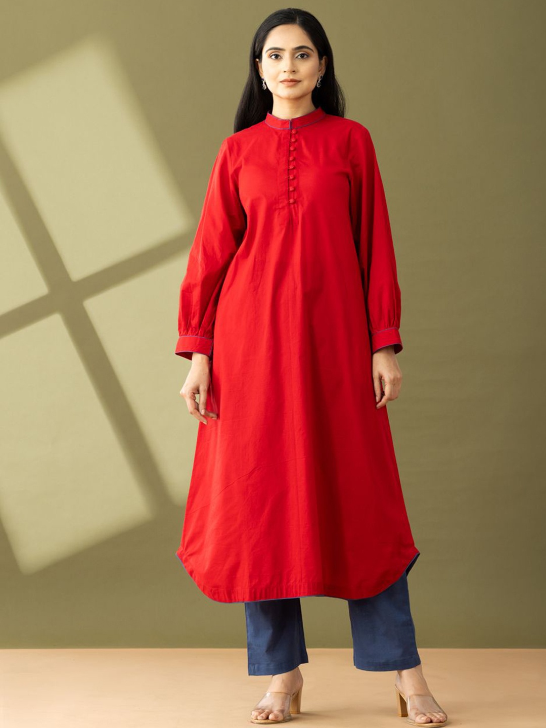 

HANDIKART Mandarin Collar Puffed Sleeves Cambric cotton A-Line Kurta With Trouser, Red