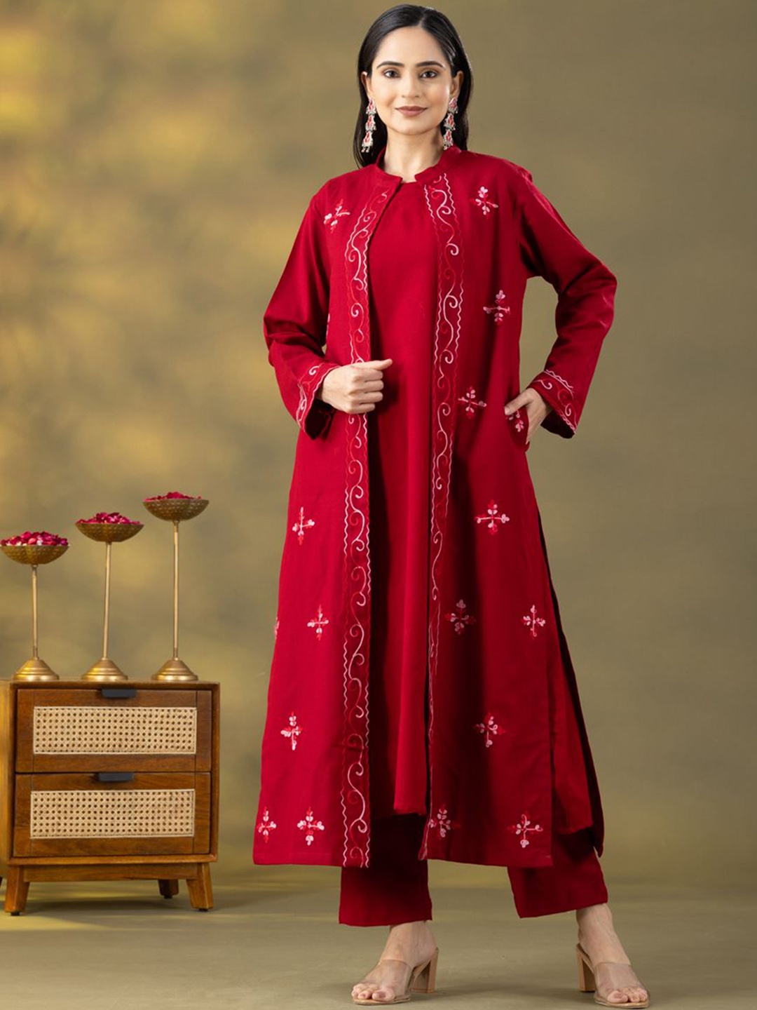 

HANDIKART Floral Embroidered Mandarin Collar Woolen Straight Kurta With Trouser & Jacket, Maroon