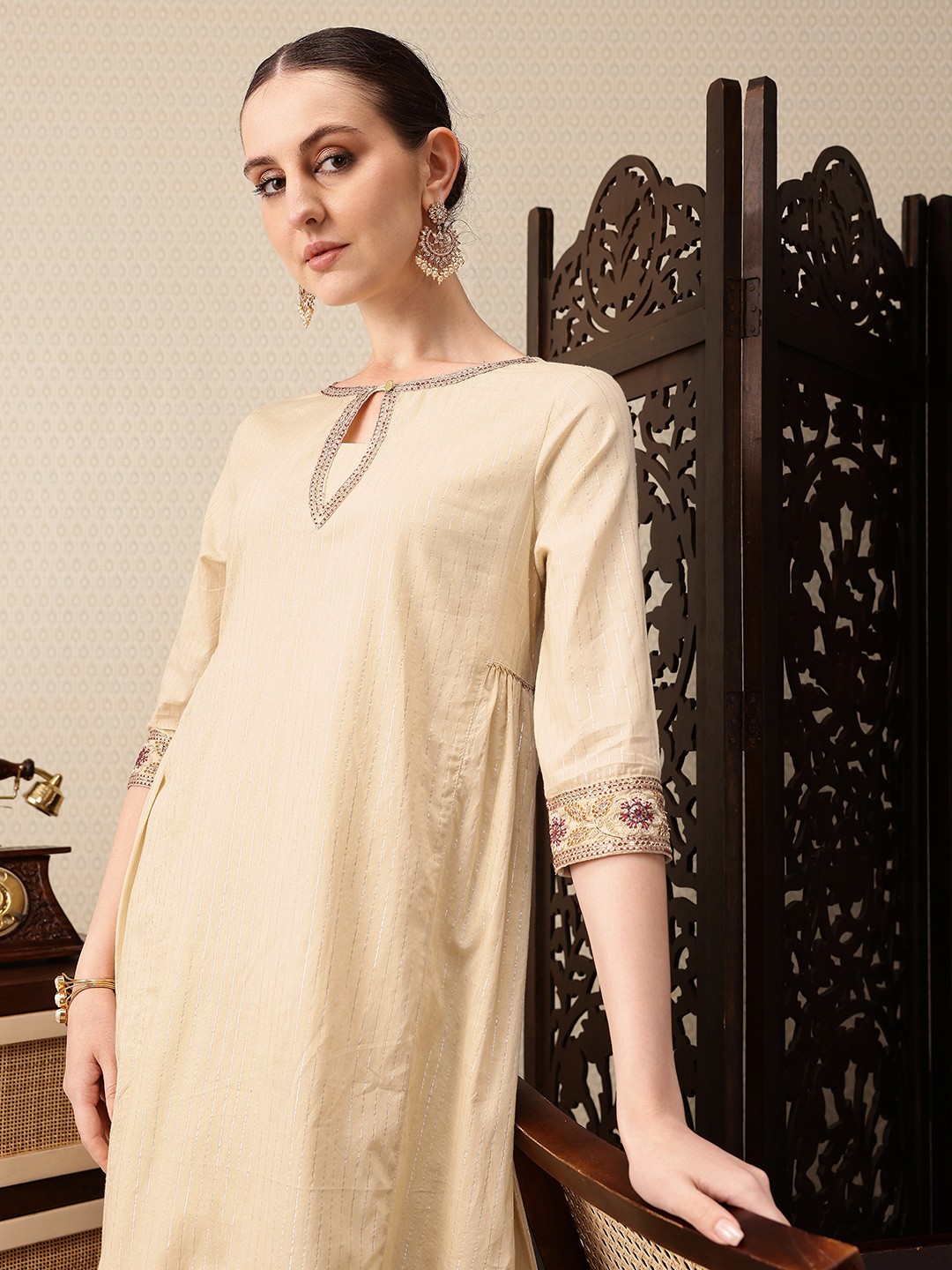 

House of Pataudi Striped Keyhole Neck Sequinned A-Line Jashn Kurta, Beige