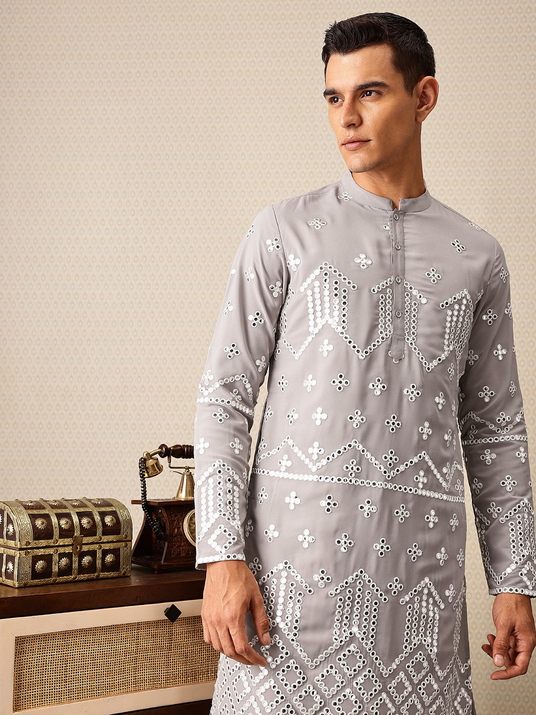 

House of Pataudi Embroidered Mandarin Collar Mirror Work Jashn Kurta, Grey