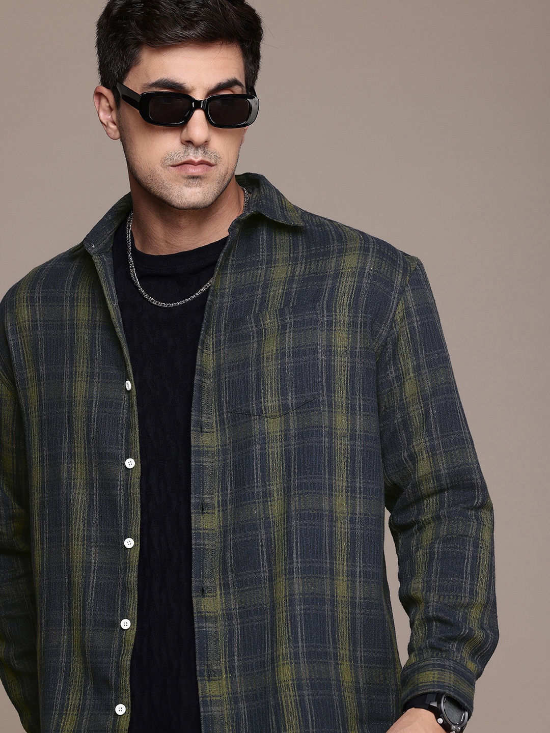

The Roadster Life Co. Relaxed Fit Checked Casual Shirt, Navy blue