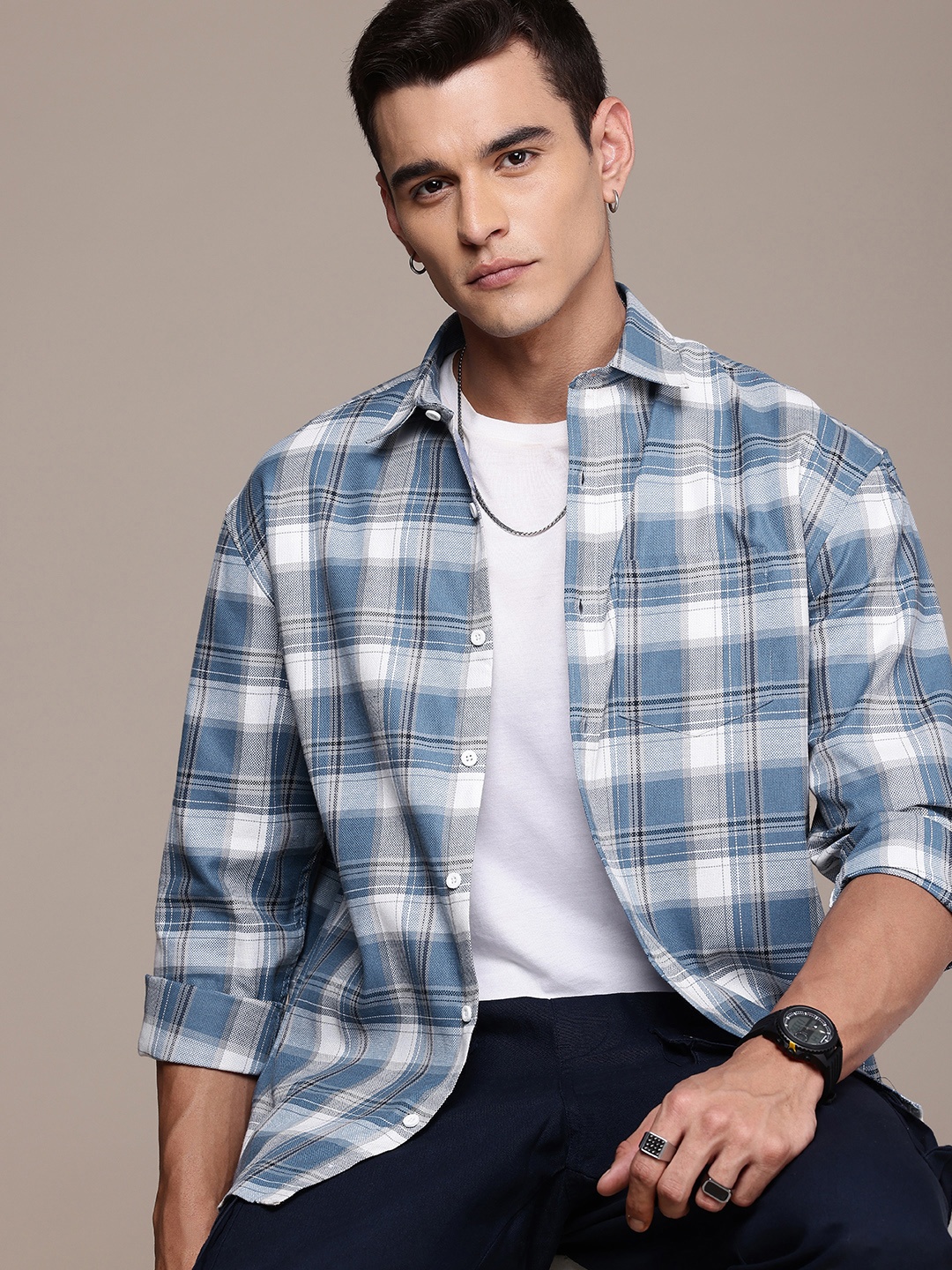 

The Roadster Life Co. Opaque Checked Relaxed Fit Casual Shirt, Blue