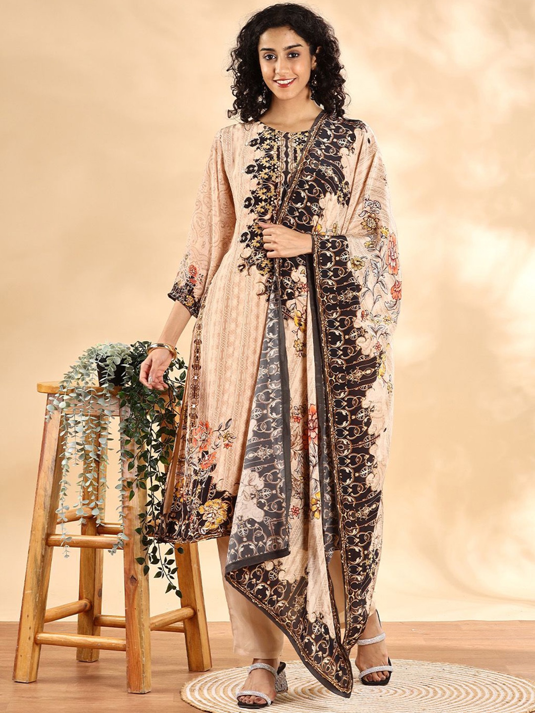 

Yufta Floral Printed Pure Silk Straight Kurta With Trousers And Dupatta, Beige