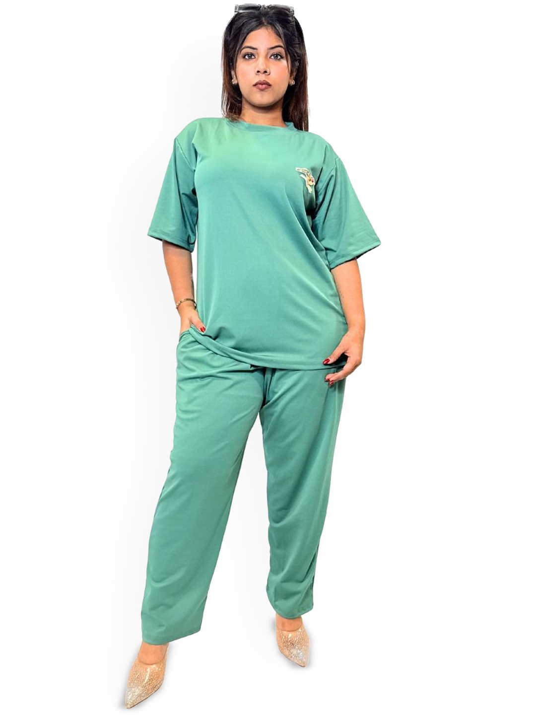 

JAC INDIAN Round Neck T-Shirt With Trousers, Green